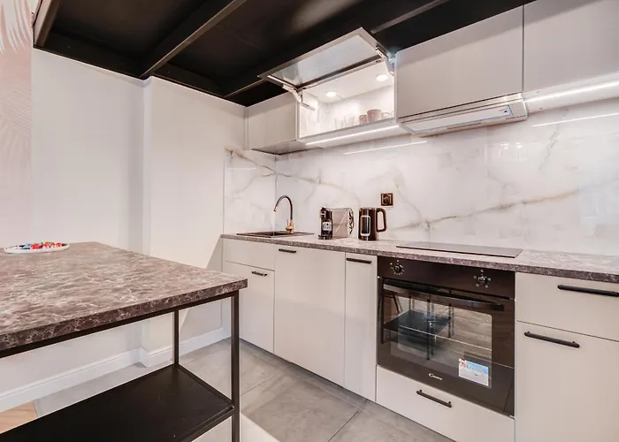 Swietokrzyska 41-43 By Homeprime * Wrocław